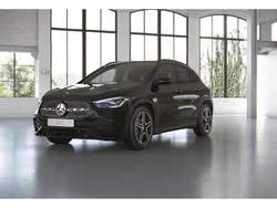 Unilack nachtschwarz Gebraucht 2021 Mercedes GLA180 AMG SUV | 31.490 € (Guter Preis)