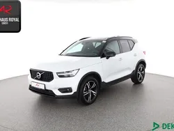 Weiss (metallic) Gebraucht 2018 Volvo XC40 R-Design SUV | 28.580 € (Fairer Preis)