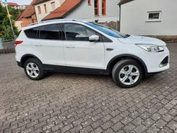 Weiß Gebraucht 2016 Ford Kuga SYNC Edition SUV | 8.999 € (Guter Preis)