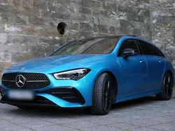 Blau Gebraucht 2024 Mercedes CLA200 Shooting Brake AMG line Kombi | 34.900 € (Etwas zu teuer)