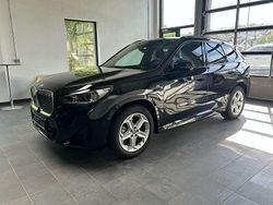 Saphirschwarz Gebraucht 2023 BMW iX1 M Sport SUV | 41.950 € (Guter Preis)