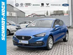 Saphirblau Gebraucht 2024 Seat Leon Style Limousine | 24.980 € (Fairer Preis)