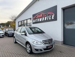Silber Gebraucht 2009 Mercedes B180 Van / Kleinbus | 5.900 € (Fairer Preis)