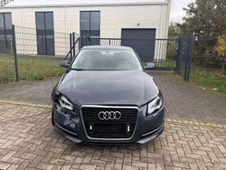 Grau Gebraucht 2010 Audi A3 Attraction Limousine | 2.800 € (Superpreis)