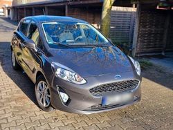 Grau Gebraucht 2018 Ford Fiesta Cool & Connect Kleinwagen | 9.100 € (Guter Preis)