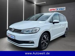 Weiß Gebraucht 2020 VW Touran Highline Van / Kleinbus | 23.990 € (Guter Preis)