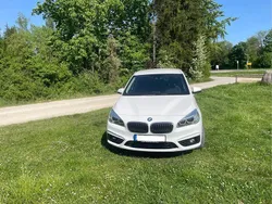 Weiß Gebraucht 2017 BMW 220 Gran Tourer Sport Line Van / Kleinbus | 14.600 € (Guter Preis)