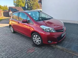 Rot Gebraucht 2011 Toyota Yaris Life Kleinwagen | 4.990 € (Fairer Preis)