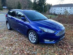 Blau Gebraucht 2015 Ford Focus Titanium Kombi | 6.000 € (Fairer Preis)