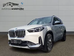 Weiß Neu 2025 BMW X1 xLine SUV | 50.840 € (Etwas zu teuer)