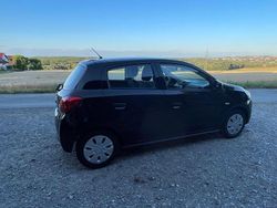 Schwarz Gebraucht 2015 Mitsubishi Space Star Diamant Edition Kleinwagen | 6.999 € (Etwas zu teuer)