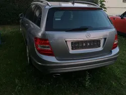 Silber Gebraucht 2011 Mercedes C220 Kombi | 3.999 €