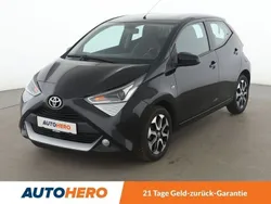 Schwarz Gebraucht 2019 Toyota Aygo X-play Kleinwagen | 8.750 € (Etwas zu teuer)