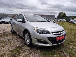Silber Gebraucht 2013 Opel Astra Limousine | 6.990 € (Fairer Preis)