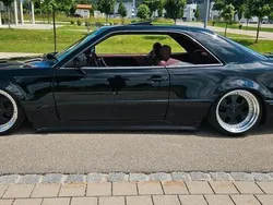 Schwarz Gebraucht 1990 Mercedes E300 AMG Coupé | 29.900 €