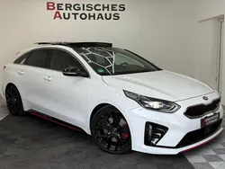 Weiß Gebraucht 2019 Kia ProCeed GT Kleinwagen | 22.999 € (Fairer Preis)