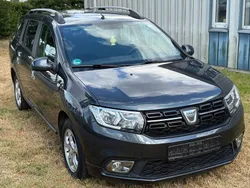 Grau Gebraucht 2017 Dacia Logan MCV Lauréate Kombi | 7.000 € (Fairer Preis)
