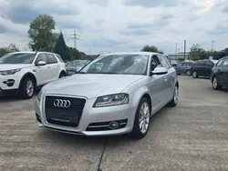 Silber Gebraucht 2011 Audi A3 Sportback Ambition Limousine | 5.400 € (Guter Preis)