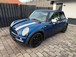 Blau Gebraucht 2002 Mini ONE Kleinwagen | 1.999 € (Etwas zu teuer)