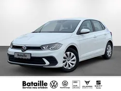 Weiß Gebraucht 2024 VW Polo Life Limousine | 17.470 € (Guter Preis)