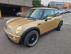 Solid gold Gebraucht 2003 Mini ONE Kleinwagen | 4.999 € (Etwas zu teuer)