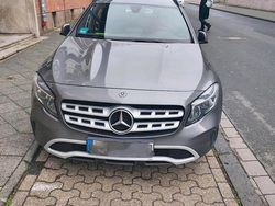 Grau Gebraucht 2018 Mercedes GLA200 SUV | 18.500 € (Guter Preis)