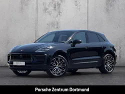Schwarz Gebraucht 2023 Porsche Macan SUV | 77.500 € (Teuer)