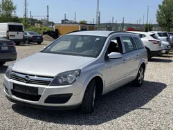 Grau Gebraucht 2005 Opel Astra Limousine | 1.000 € (Fairer Preis)