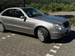 Grau Gebraucht 2004 Mercedes E220 Classic Limousine | 4.300 € (Fairer Preis)