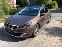 Braun Gebraucht 2014 Peugeot 308 Allure Limousine | 6.900 € (Fairer Preis)