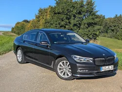 Grau Gebraucht 2017 BMW 740 Executive Limousine | 27.900 €