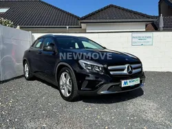 Schwarz Gebraucht 2015 Mercedes GLA180 SUV | 15.990 € (Fairer Preis)