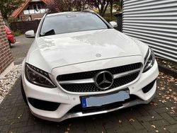 Weiß Gebraucht 2016 Mercedes C200 AMG line Kombi | 18.499 € (Etwas zu teuer)