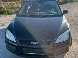 Schwarz Gebraucht 2007 Ford Focus Ambiente Kombi | 1.350 € (Guter Preis)