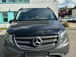 Schwarz Gebraucht 2015 Mercedes Vito Van / Kleinbus | 16.000 €