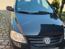 Grau Gebraucht 2010 VW Fox Kleinwagen | 3.900 € (Teuer)