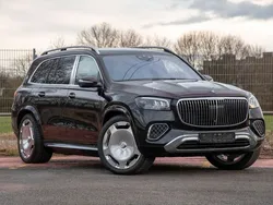 Schwarz Neu 2024 Mercedes GLS600 Maybach SUV | 209.321 €