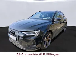 Mythosschwarz Gebraucht 2022 Audi e-tron Sport SUV | 52.900 € (Fairer Preis)