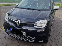 Schwarz Gebraucht 2022 Renault Twingo Urban Night Kleinwagen | 12.000 € (Fairer Preis)