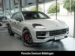 Weiss Neu 2025 Porsche Cayenne GTS SUV | 188.780 €