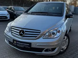 Polarsilber metalliclack Gebraucht 2008 Mercedes B200 Van / Kleinbus | 6.390 € (Fairer Preis)