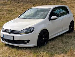 Weiß Gebraucht 2011 VW Golf VI R-line Kleinwagen | 7.500 € (Fairer Preis)