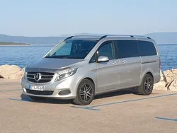 Silber Gebraucht 2016 Mercedes V250 Avantgarde Van / Kleinbus | 25.900 € (Fairer Preis)