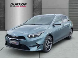 (usg) yucca steel gray m Neu 2025 Kia Ceed Style Limousine | 27.678 € (Fairer Preis)