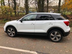 Weiß Gebraucht 2019 Audi Q2 Design SUV | 15.950 € (Guter Preis)