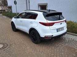 Weiß Gebraucht 2018 Kia Besta SUV | 18.500 €