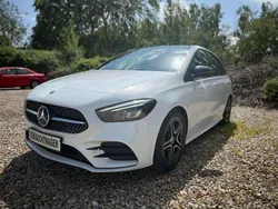 Weiß Gebraucht 2020 Mercedes B180 AMG Van / Kleinbus | 18.198 € (Fairer Preis)