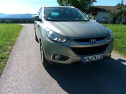 Beige Gebraucht 2011 Hyundai ix35 Premium SUV | 8.200 € (Fairer Preis)