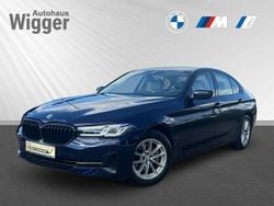 Tansanitblau ii metallic Gebraucht 2022 BMW 520 Limousine | 35.900 € (Guter Preis)