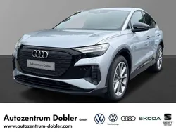 Florettsilber Gebraucht 2024 Audi Q4 Sportback e-tron S-Line SUV | 51.880 € (Teuer)